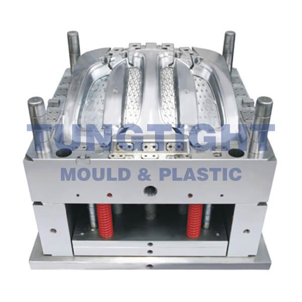 Plastic auto lamp mould