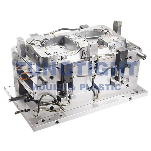 Auto lamp mould